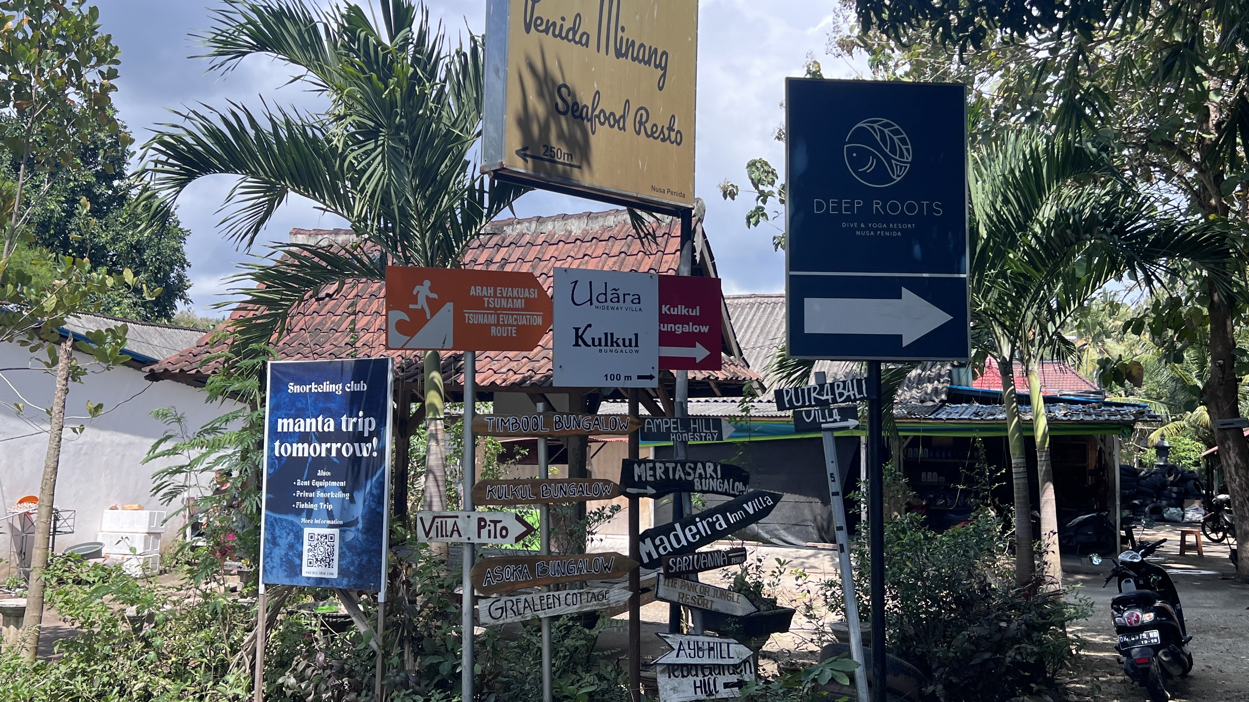 Turn at the road signs to go up the mountain