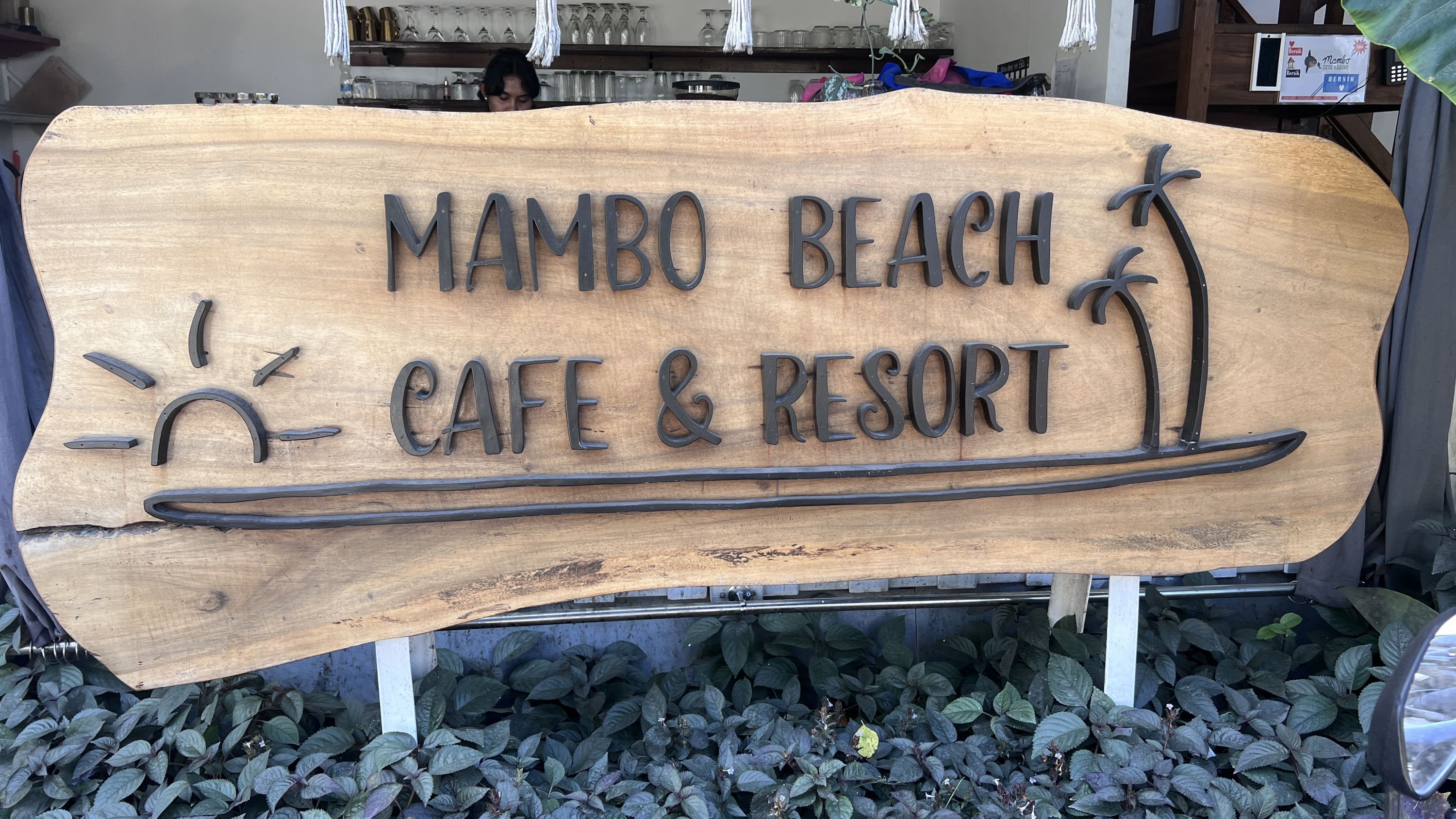 The Mambo Dive Center is one of the most popular on the island